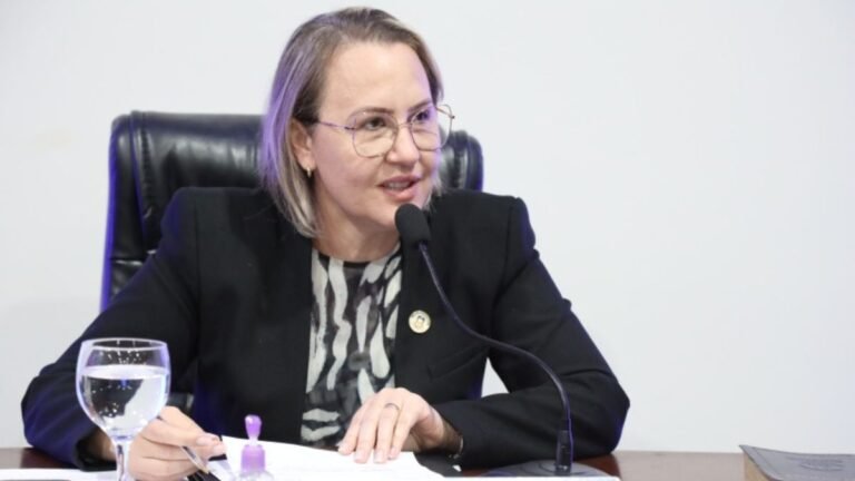 Liandra quer atendimento para idosos e pessoas com deficiência pelo Programa Liberte