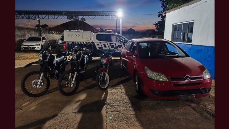 PM apreende carro e motos irregulares durante operação em Rio Verde