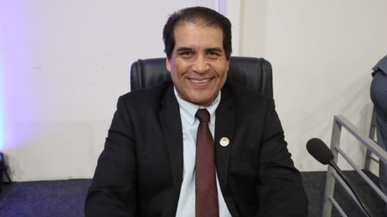 Vereador Souza reforça compromisso com habitação e contribui para viabilizar 198 casas populares em Dourados