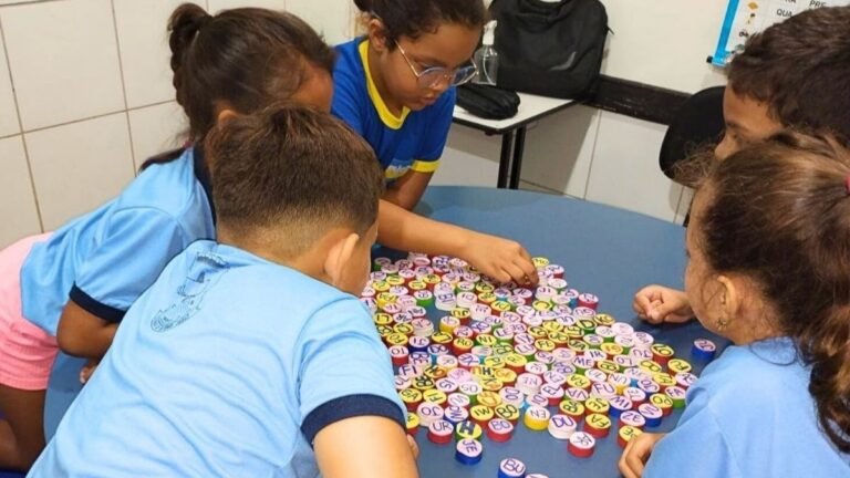 Prefeitura de Dourados comemora avanço na alfabetização após avaliações do CNCA