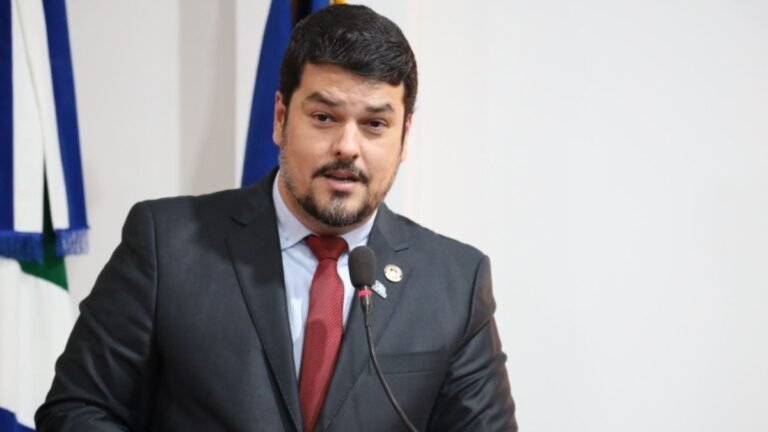 Lei proposta por Daniel Júnior declara Associação Evangélica Haitiana como de Utilidade Pública