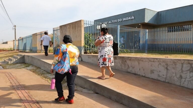 Prefeitura conclui rampa e calçada de acessibilidade no posto de saúde do Altos do Indaiá