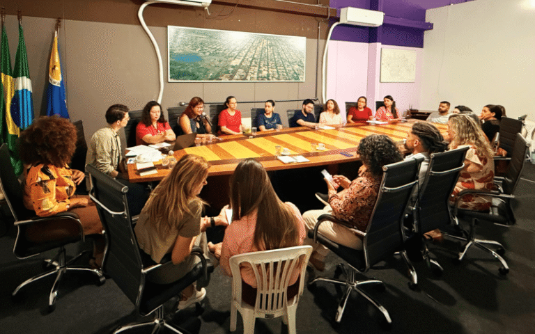 Franklin promove Escuta Pública sobre psicólogos e assistentes sociais escolares