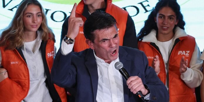 1760972735_2025-10-20t025716z_1_lynxnpel9j03v_rtroptp_4_bolivia-election.jpg
