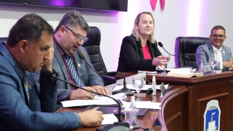 Câmara de Dourados antecipa pagamento dos salários em celebração ao Dia do Servidor