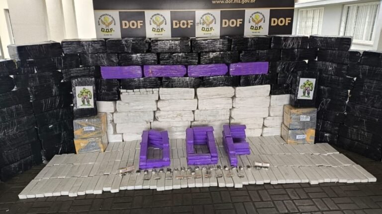 Em Caarapó, DOF recupera duas caminhonetes furtadas e apreende quase 3,7 toneladas de drogas