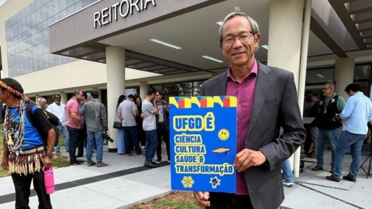 Ishy destaca investimentos do Governo Federal na UFGD durante solenidade com ministro da Educação