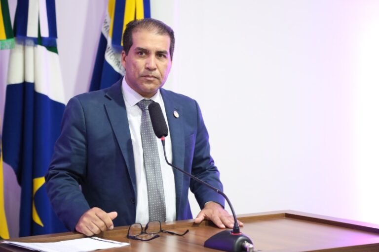 Souza solicita liberação da pesca controlada do dourado em Mato Grosso do Sul