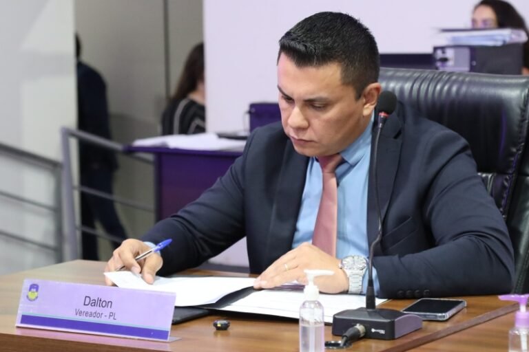 Dalton solicita melhorias em estrada que liga o Anel Viário Norte à área rural e reserva indígena