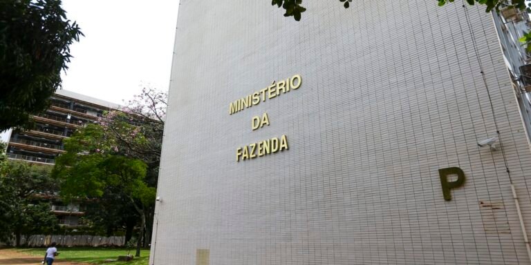 Governo pretende regulamentar mercado de carbono até o fim de 2026
