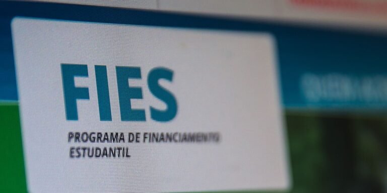 Fies 2025: Inep convoca candidatos da lista de espera para vagas remanescentes