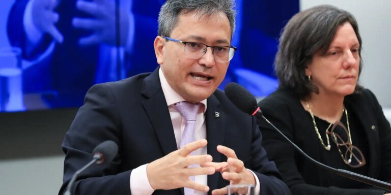 Secretário afirma que projeto contra devedores contumazes distingue maus pagadores dos demais
