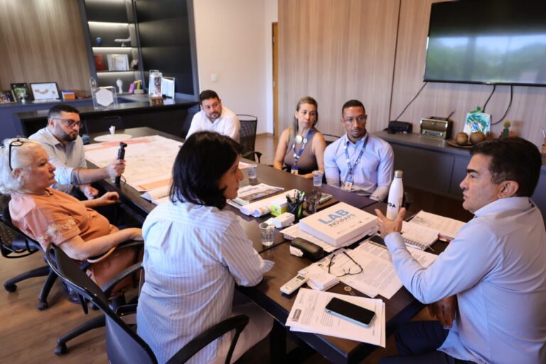 Prefeitura renova parceria com programa que fortalece a atenção primária nas UBS’s