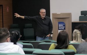 Detran-MS oferece desconto na CNH e atendimento personalizado para maiores de 60 anos