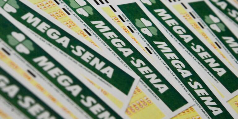 Mega-Sena: prêmio de R$ 62 milhões será sorteado neste sábado