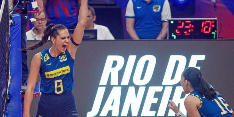 Central Julia Kudiess conquista o 5º lugar entre as melhores do vôlei mundial
