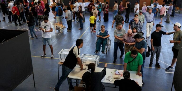 Chile realiza segundo turno da eleição presidencial neste domingo