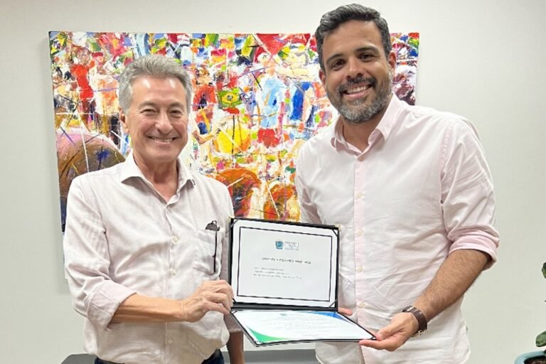 Deputado Roberto Hashioka homenageia Agesul pelos 25 anos com moção de congratulação
