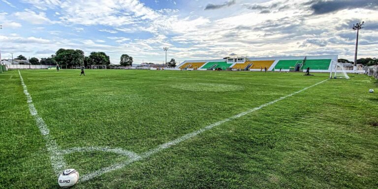 Campeão mais recente do futebol brasileiro é eliminado na antevéspera de Ano Novo