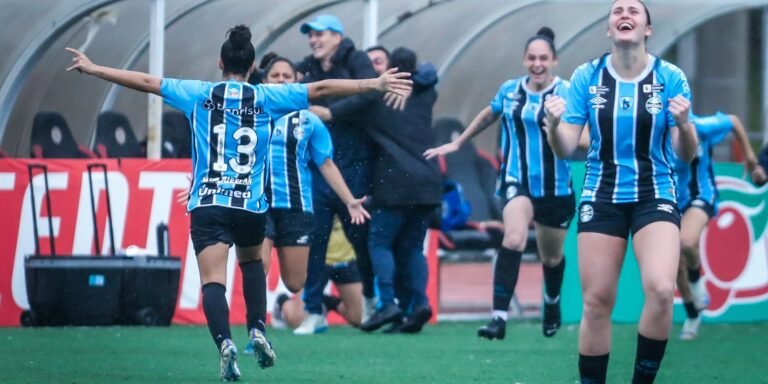 Grêmio e Flamengo se classificam para a final da Copinha Feminina em jogos emocionantes