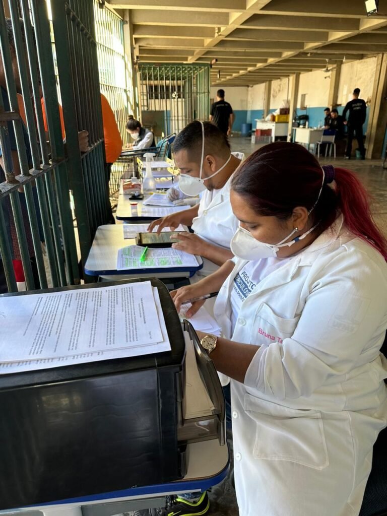 Raio-X portátil amplia triagem e fortalece vigilância da tuberculose em unidades prisionais de Mato Grosso do Sul
