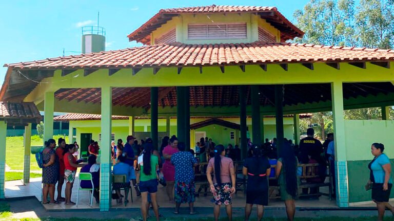 Mutirão leva atendimento do CAF às famílias indígenas da Aldeia Lalima