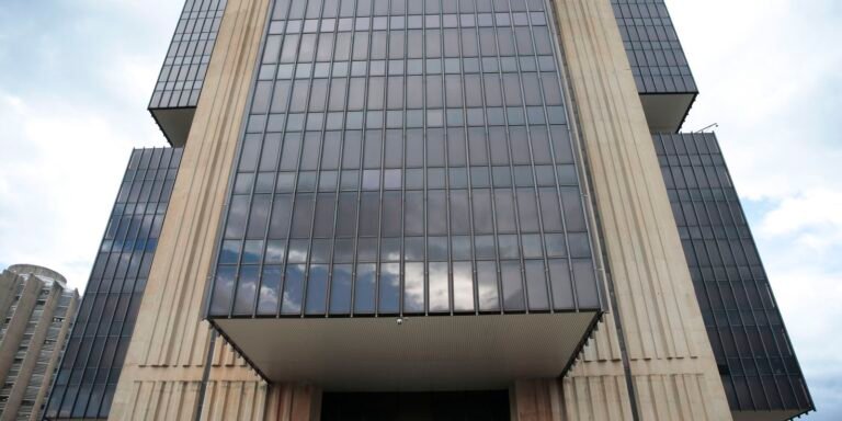 Setor financeiro apoia atuação do Banco Central no caso Master