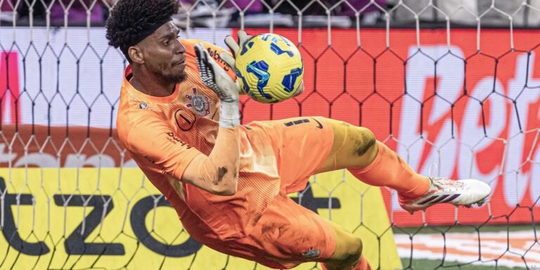 Corinthians e Vasco vão à final da Copa do Brasil após vitórias nos pênaltis