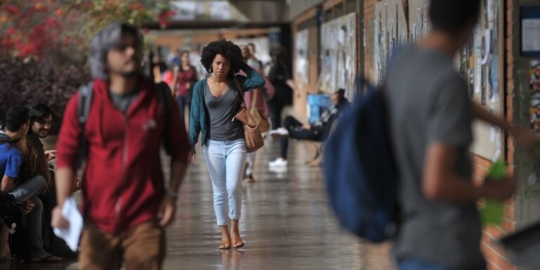 Orçamento de 2026 prevê corte de quase R$ 500 milhões para universidades