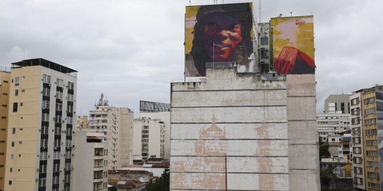 Rio ganha mural em homenagem a Milton Nascimento