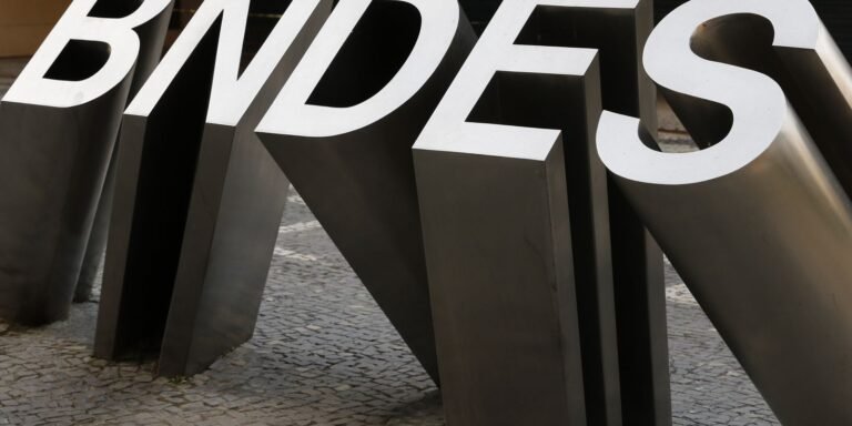 Semana de Economia Brasileira destaca quatro décadas de avanços econômicos