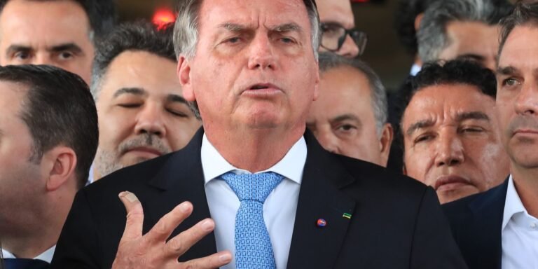 Concluída cirurgia de Bolsonaro para bloqueio do nervo diafragmático