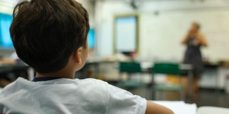 MEC planeja universalizar escolas de tempo integral em todo o país até 2026