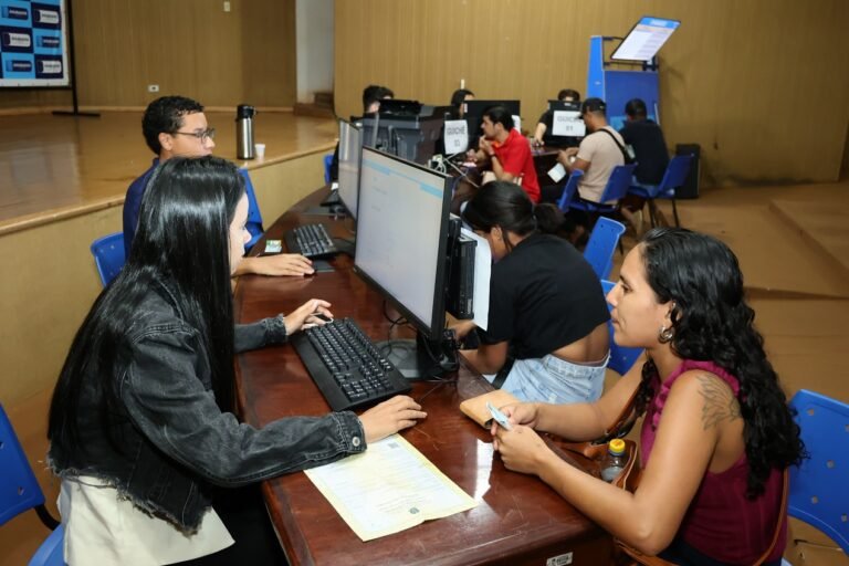 Confirmação de matrícula da 1ª fase e pré-inscrições da 2ª etapa terminam nesta sexta