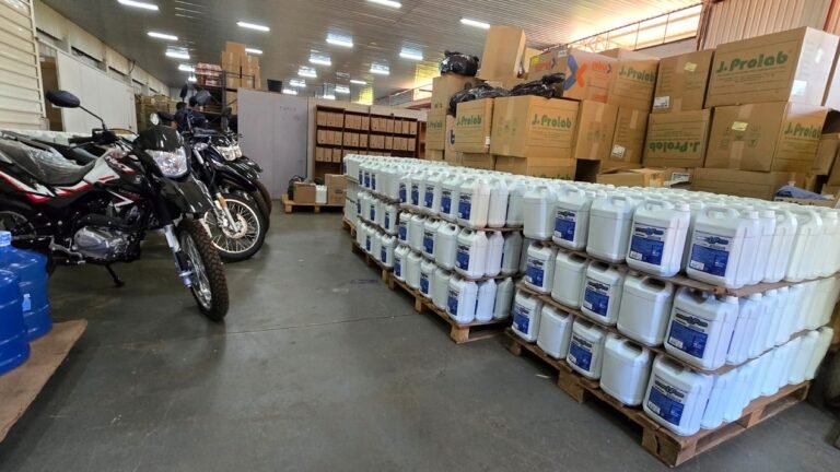 Prefeitura garante estoque de produtos de limpeza para até nove meses na rede de saúde