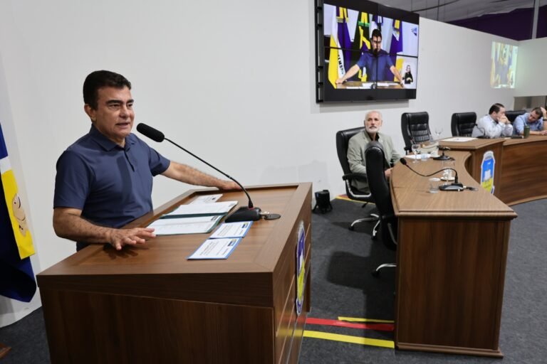 Prefeito anuncia Policlínica e diz que prioridade é o atendimento chegar ao cidadão