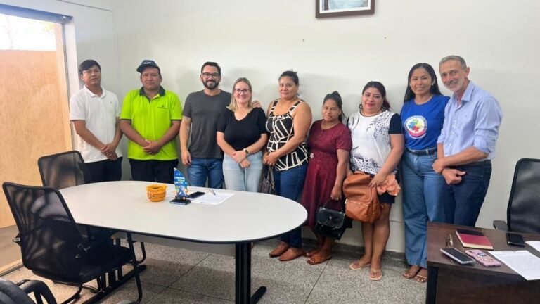 Prefeitura  orienta pais de alunos da Educação Especial das escolas indígenas