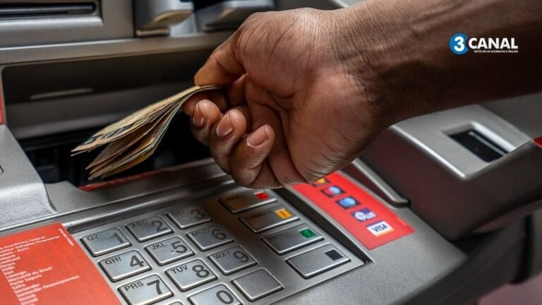 Prefeitura antecipa salários de fevereiro e servidores acordam com dinheiro na conta