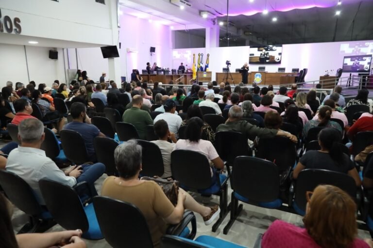 Em sessão solene, Marcelo Mourão homenageia “Mulheres de Valor”