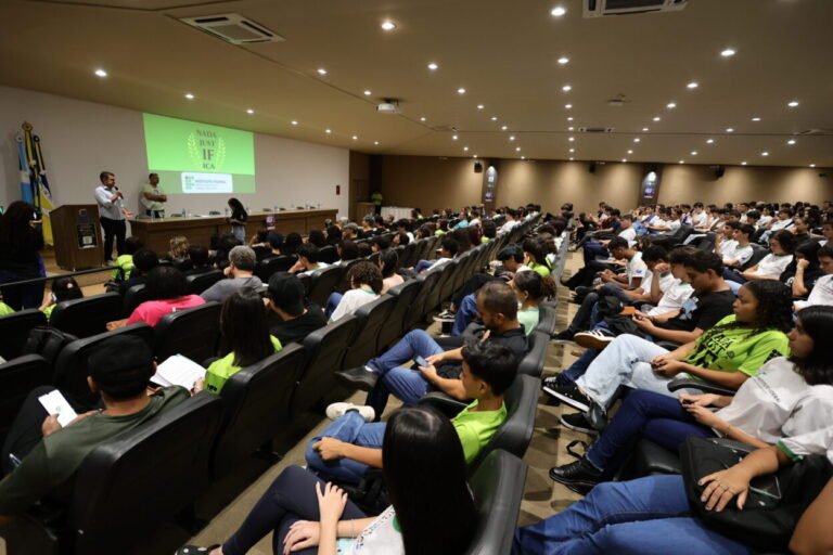 Prefeitura é parceira de projeto que educa e combate a violência contra as mulheres 