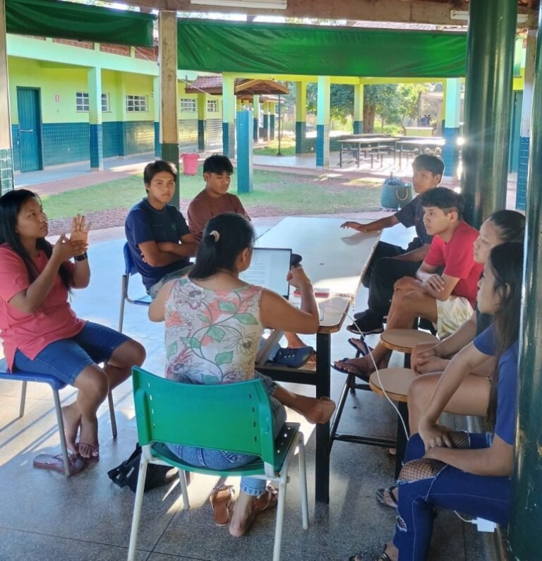 Câmara de Dourados homenageia liderança indígena com o Prêmio Marta Guarani 2026