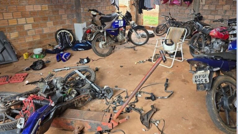 Polícia Civil apreende adolescentes que furtaram motocicleta do pátio do Detran e prende homem por receptação