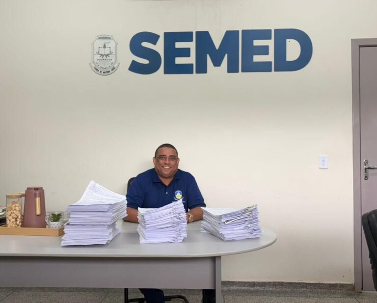 Prefeitura digitaliza contratos da Educação e moderniza gestão administrativa