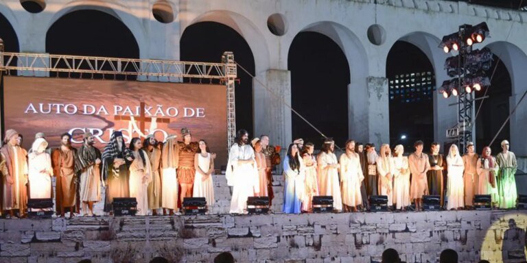 Arcos da Lapa recebem a 48ª edição do Auto da Paixão de Cristo