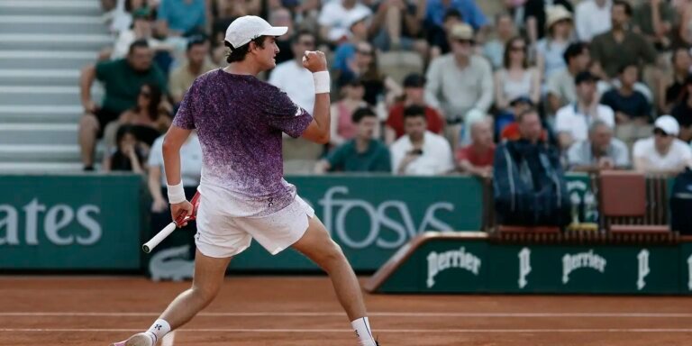 João Fonseca vence na estreia em Roland Garros