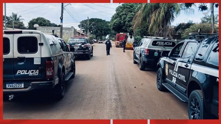 Line of Polícia Civil vehicles parked along a dirt road in a residential neighborhood as officers stand near the center.