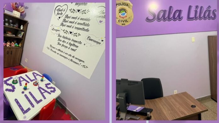 Two-panel view of a purple-walled room labeled Sala Lilás: left side show a child activity table with letters and toys; right side a desk with a computer near a purple wall and a Sala Lilás sign.