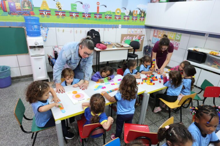 Prefeitura cria estrutura pedagógica da Política Municipal de Alfabetização