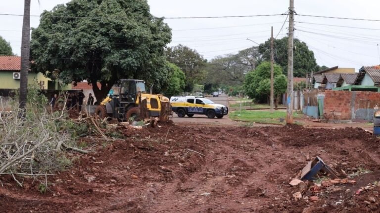 Prefeitura conclui desocupação irregular de área pública no Jardim João Paulo II