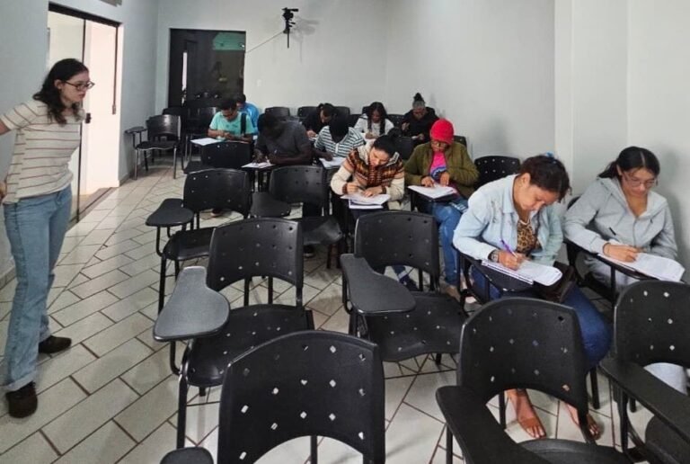 Prefeitura, Uems e CIA Educacional levam de português para migrantes internacionais